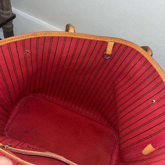 Louis Vuitton Neverful - Picture 3 of 5